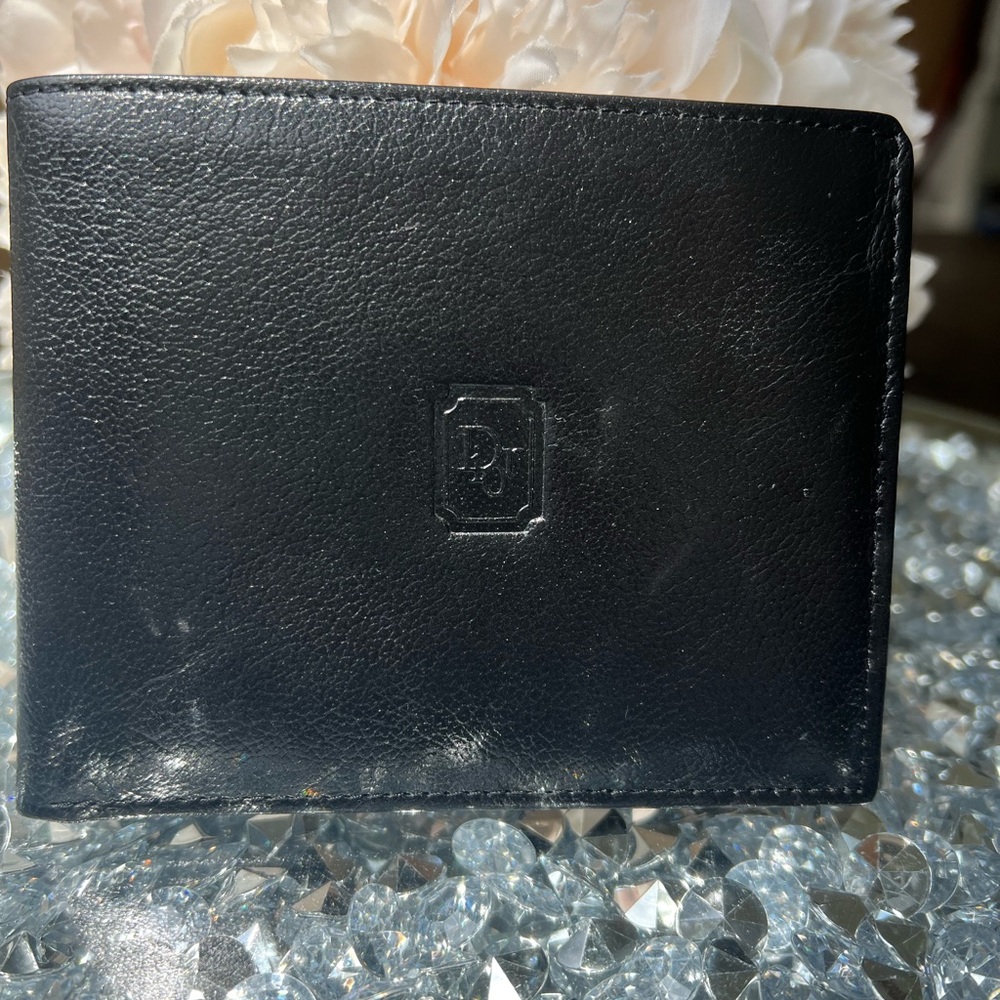 EUC DIOR LEATHER WALLET FOR MAN